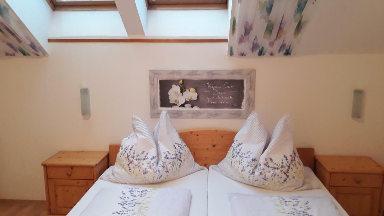 Weingut Familie Krell Hotel Mitterretzbach Esterno foto